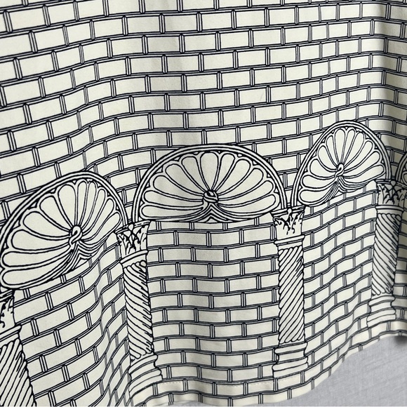 J McLaughlin Women's Catalina Coth Grecian Brick Print Top‎ Large Ivory Black - Picture 5 of 8